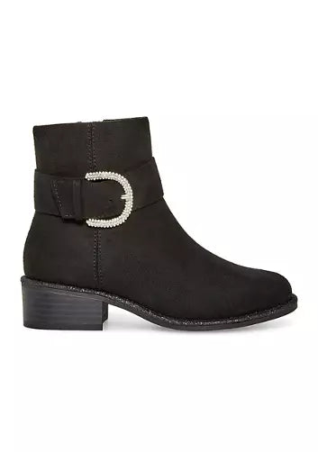 Steve Madden JBUCKLED Boot